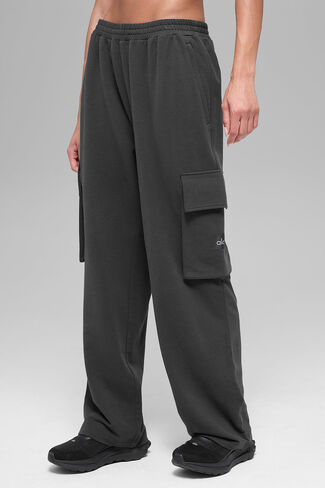 Alo Yoga Double Take Cargo Pant - Anthracite in Kuwait