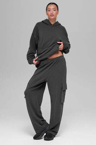 Alo Yoga Double Take Cargo Pant - Anthracite in Kuwait