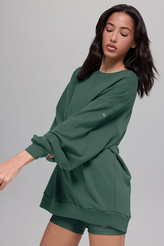 Alo Yoga Chill Crew Neck Pullover - Clover Green in Saudi Arabia