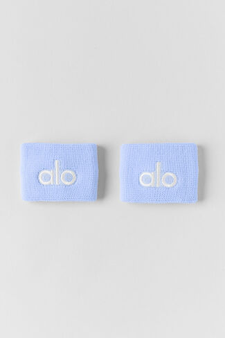 سوار معصم Alo Yoga Glow (عبوة من قطعتين) - أزرق بروفانس فاتح/أبيض - أزرق بروفانس فاتح/أبيض / مقاس واحد in Kuwait