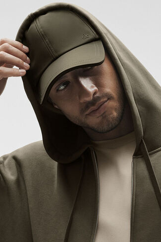 قبعة ألو يوجا ساتان خارج الخدمة - شجرة زيتون - شجرة زيتون / مقاس واحد in Kuwait