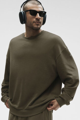 بلوفر ألو يوجا تشيل كرو - شجرة الزيتون in Kuwait