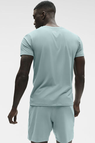 ألو يوجا كونكر ريفورم بأكمام قصيرة وياقة دائرية - ديزرت سيج in Kuwait