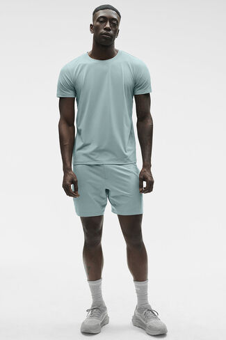 ألو يوجا كونكر ريفورم بأكمام قصيرة وياقة دائرية - ديزرت سيج in Kuwait