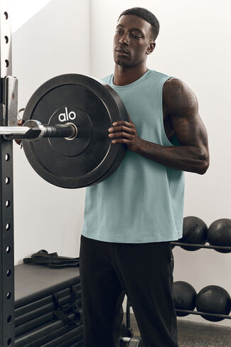 Alo Yoga Conquer Muscle Tank - Desert Sage in Saudi Arabia
