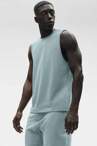 Alo Yoga Conquer Muscle Tank - Desert Sage in Saudi Arabia