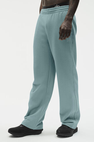 Alo Yoga Field Sweatpant - Desert Sage in Kuwait