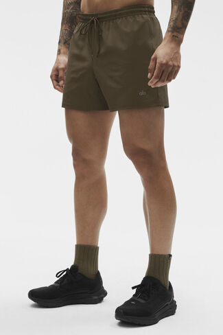 Alo Yoga 5" Circuit Short - Olive Tree in Saudi Arabia