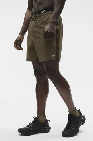 Alo Yoga 7" High Tide Board Short - Olive Tree in Kuwait