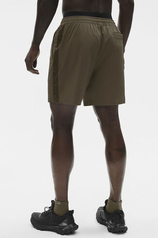 Alo Yoga 7" High Tide Board Short - Olive Tree in Kuwait