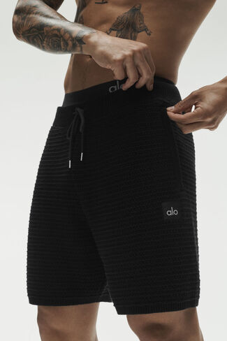 شورت Alo Yoga 5 بوصة من نسيج محبوك - أسود in Kuwait