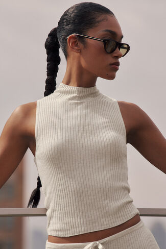 Alo Yoga Sweater Knit Unwind بدون أكمام - شوفان هيذر in Kuwait