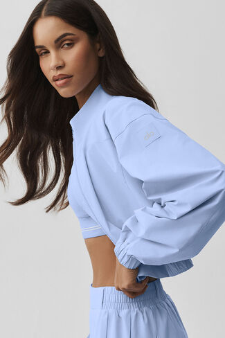 جاكيت Alo Yoga Clubhouse - أزرق بروفانس فاتح in Kuwait