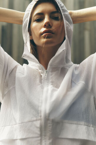 سترة ألو يوجا ريبستوب الكهربائية - أبيض in Kuwait