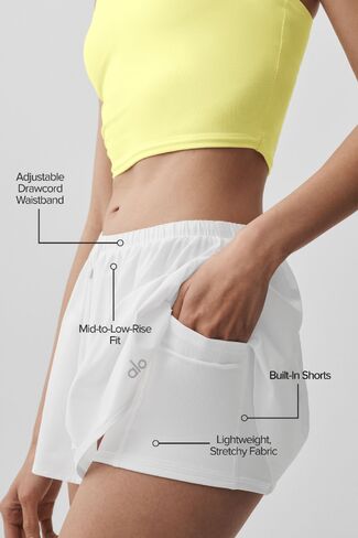 Alo Yoga Breezy Tennis Skirt - White in Kuwait