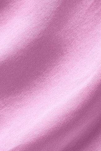 شورت ألو يوجا حرير مضيء - كاندي هارت بينك in Kuwait