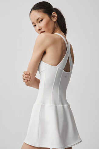 فستان التنس من Alo Yoga Airbrush Sparks Fly Corset - أبيض in Kuwait