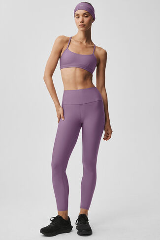 Alo Yoga Airlift Intrigue Bra - Plum Kiss in Kuwait