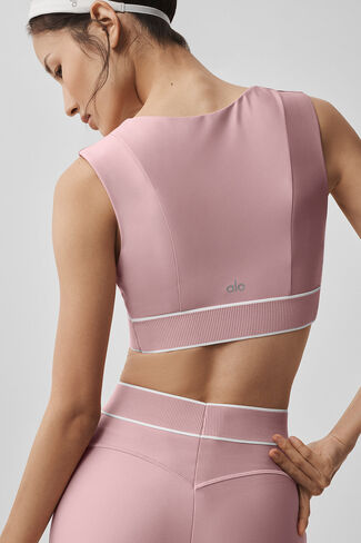 Alo Yoga Airlift Alignment Bra - Vintage Pink/White in Saudi Arabia