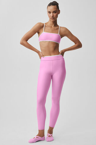 حمالة صدر Alo Yoga Airlift Charger - كاندي هارت وردي/أبيض in Kuwait