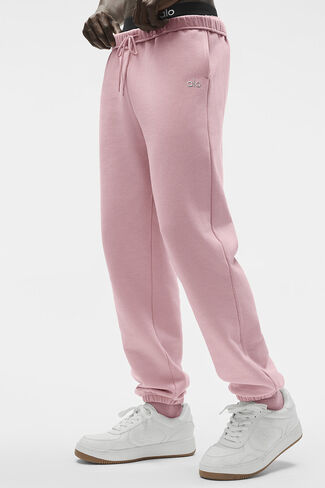 بنطلون رياضي Alo Yoga Accolade - وردي عتيق in Kuwait