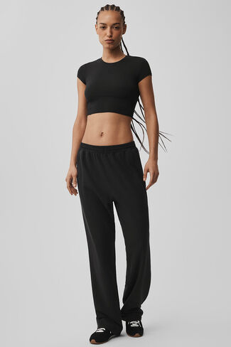 Alo Yoga Double Take Straight Leg Pant - Black in Saudi Arabia