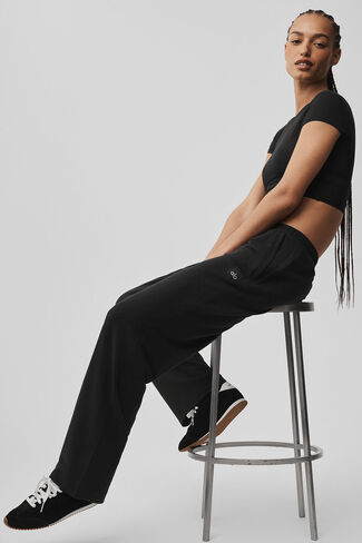 Alo Yoga Double Take Straight Leg Pant - Black in Saudi Arabia
