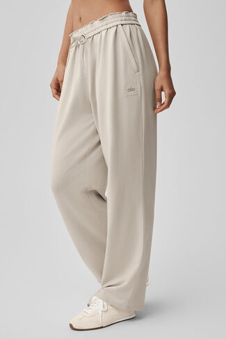 Alo Yoga Double Take Straight Leg Pant - Bone in Saudi Arabia