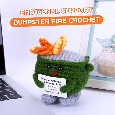 7 قطع من الكروشيه للدعم العاطفي مع بطاقة إيجابية، ملحقات مكتبية لطيفة مصنوعة يدويًا، هدايا عيد ميلاد لزملاء العمل لتخفيف التوتر للنساء والرجال، ديكور مكتب مضحك in Kuwait