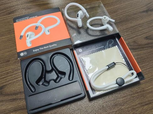 خطافات أذن سلكية من Adhiper لأجهزة Airpods Pro 1 و2 وAirpods 4 و3 Gen [حبل إضافي مضاد للفقد ومجموعة تنظيف 3 في 1]، إكسسوارات رياضية مضادة للانزلاق لسماعات الأذن من سلسلة Airpods - أبيض in Kuwait