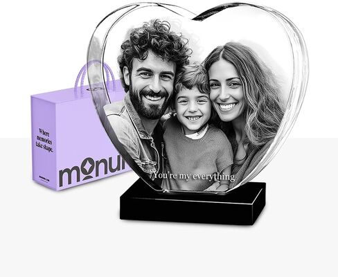 Monume Premium 3D Crystal Heart (متوسط) - صورة كريستالية مخصصة منقوشة بالليزر مصنوعة من زجاج شفاف - تتضمن قاعدة مضيئة وبطاقة تهنئة ثلاثية الأبعاد وسلسلة مفاتيح مطابقة in Kuwait