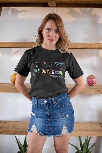 قميص آخر يوم للمدرسة: قمصان مدرسية نسائية مضحكة We Out Bruh تي شيرت برسومات لطيفة وتعليم ملهمة بأكمام قصيرة in Kuwait