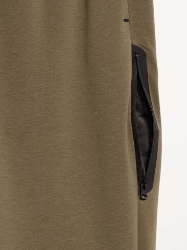 Old Navy Dynamic Fleece 4.0 Joggers - Elk in Saudi Arabia