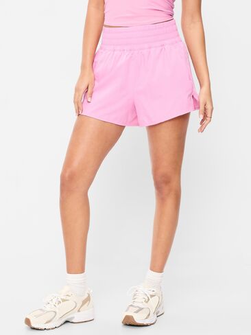 شورت Old Navy ذو خصر عالٍ ومجعد - درزة داخلية 3 بوصة - Sweet Sixteen in Saudi Arabia