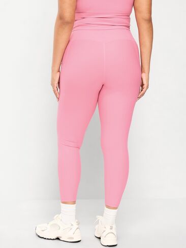 Old Navy High-Waisted PowerSoft 7/8 Pocket Leggings - Sweet Sixteen in Saudi Arabia