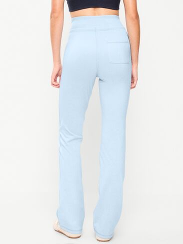 Old Navy Extra High-Waisted CloudComfy Flare Leggings - Sky Maintenance in Saudi Arabia