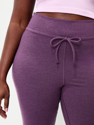 بنطال ضيق CloudComfy واسع بخصر عالٍ من Old Navy - Astro Plum in Saudi Arabia