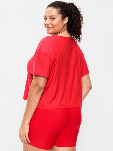 Old Navy CloudMotion T-Shirt - Amaryllis in Saudi Arabia