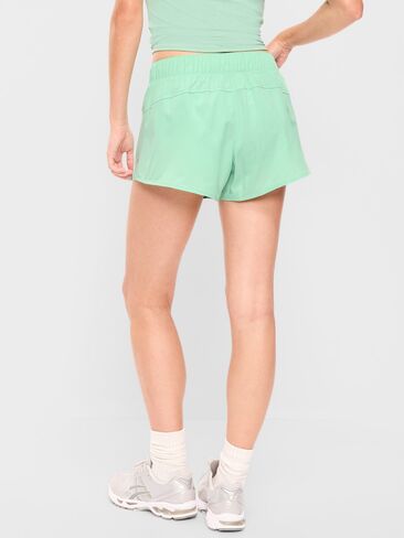 شورت Old Navy متوسط ​​الارتفاع StretchTech Run -- درزة داخلية 3 بوصة - PALO VERDE in Saudi Arabia