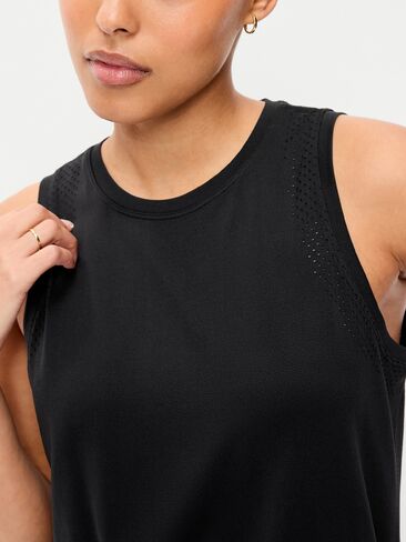 Old Navy Fluid Seamless Loose Tank Top - Black Jack in Saudi Arabia