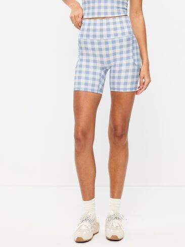 Old Navy شورت بايكر بجيب PowerSoft عالي الخصر للغاية - درزة داخلية 6 بوصة - بدون درزات أمامية - قماش قطني أزرق فاتح in Saudi Arabia