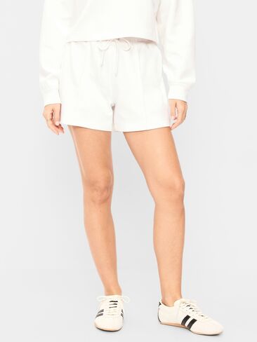 Old Navy Relaxed Dynamic Fleece Shorts - Magnolia in Saudi Arabia