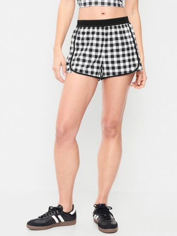 شورت Old Navy متوسط ​​الارتفاع StretchTech Run -- درزة داخلية 3 بوصة - قماش قطني أسود/أبيض in Kuwait