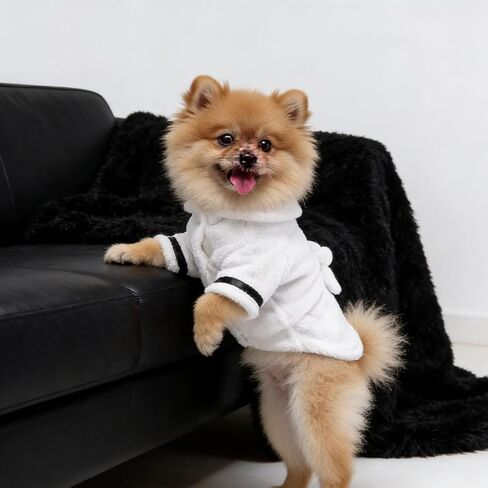 1 Piece pet bathrobe, dog pajamas, thickened hooded bathrobe, quick-drying, super absorbent dog towel in Saudi Arabia