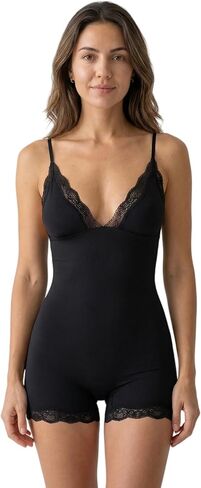 بدالة أنيقة من الدانتيل الخامس من الدانتيل للنساء للسيطرة على البطن. in Kuwait