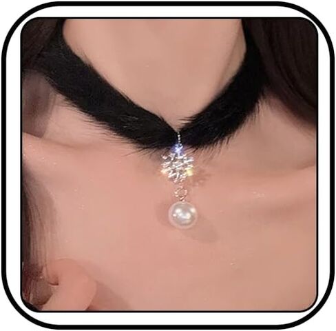 Christmas Snowflake Choker Necklace for Women Fluffy Pom Pom Necklace Snowflake Pearl Neckalce Winter Christmas Jewelry in Saudi Arabia