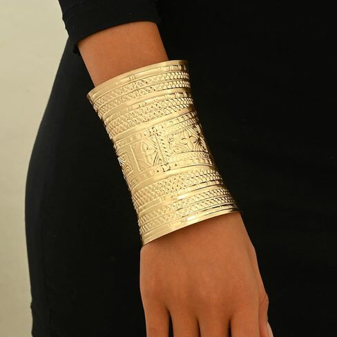 Chunky Gold Cuff Bangle Bracelets for Women Vintage Boho Wide Bracelet Irregular Statement Bracelet Fashion Open Cuff Bracelets Thick Arm Golded Bangle for Women in Saudi Arabia