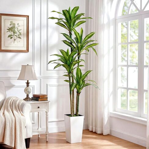 شجرة Dracaena الاصطناعية بطول 4 أقدام شجرة وهمية في الداخل مع زارع أبيض طويل القامة، Dracaena ذات اللمس الحقيقي، نباتات صناعية طويلة في الداخل لغرفة المعيشة مكتب ديكور الشرفة، تدفئة المنزل in Kuwait
