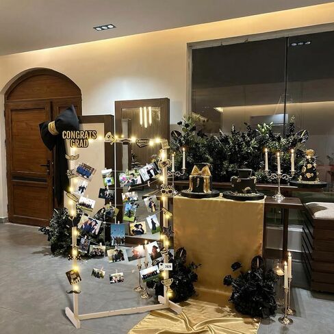 إطارات عرض صور التخرج مقاس 47 بوصة، ديكورات التخرج، فئة 2026، إطارات صور مجمعة واقفة مع سلسلة أضواء، 30 مشبكًا معدنيًا لديكور حفلات صور التخرج (خشبي) in Saudi Arabia