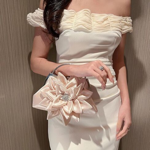 Elegant Floral Women Evening Bag Bridal Wedding Clutch Purse Rhinestone Satin Flower Handbag For Bridesmaid Prom Dinner Party in Saudi Arabia